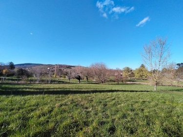 Terrain a batir a vendre Igé 71960 Saône-et-Loire 2321 m2  125760 euros