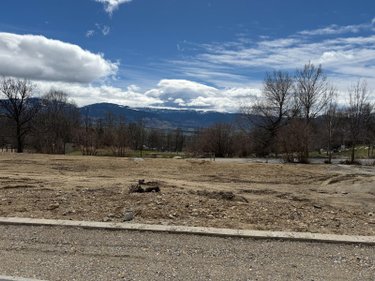 Terrain a batir a vendre Dorres 66760 Pyrénées-Orientales 485 m2  133375 euros