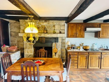 Maison a vendre Moncontour 22510 Côtes-d'Armor 173 m2 7 pièces 378000 euros