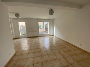 Location maison Ézy-sur-Eure 27530 Eure 91 m2 4 pièces 885 euros
