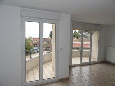 Location appartement Montluel 01120 Ain 53 m2 2 pièces 763 euros
