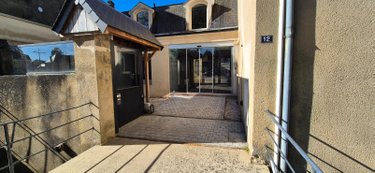 Fonds et murs commerciaux a vendre La-Ferté-Bernard 72400 Sarthe 250 m2  283400 euros