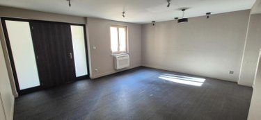 Fonds et murs commerciaux a vendre La-Ferté-Bernard 72400 Sarthe 250 m2  283400 euros