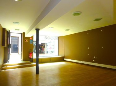 Location fonds et murs commerciaux Nogent-le-Rotrou 28400 Eure-et-Loir 44 m2  790 euros