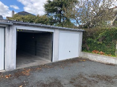 Garage et parking a vendre Orléans 45000 Loiret 16 m2  15500 euros