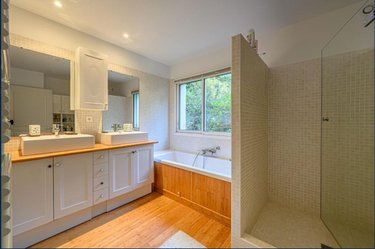 propriete a vendre Guérande 44350 Loire-Atlantique 349 m2 17 pièces 1266900 euros