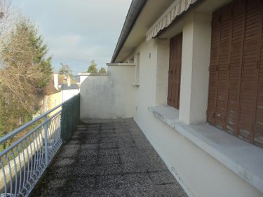 Location appartement Avallon 89200 Yonne 83 m2 4 pièces 725 euros