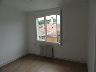 Location appartement Montluel 01120 Ain 68 m2  886 euros