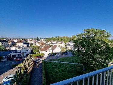 Location appartement Sotteville-lès-Rouen 76300 Seine-Maritime 82 m2 3 pièces 815 euros