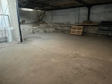 Fonds et murs commerciaux a vendre Compiègne 60200 Oise 300 m2  150000 euros