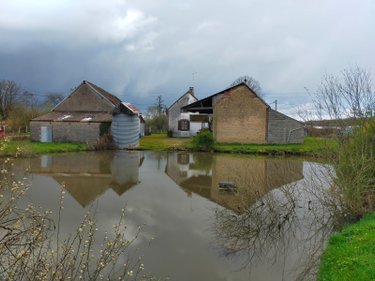 Maison a vendre Villeneuve-les-Genêts 89350 Yonne 92 m2 5 pièces 94680 euros