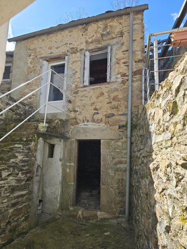 Maison a vendre Chaudes-Aigues 15110 Cantal 52 m2 3 pièces 90000 euros