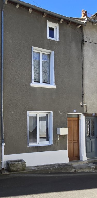 Maison a vendre Chaudes-Aigues 15110 Cantal 52 m2 3 pièces 90000 euros