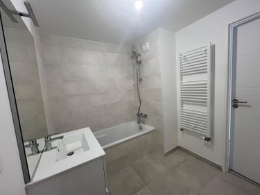 Location appartement Bourg-en-Bresse 01000 Ain 71 m2 3 pièces 1010 euros