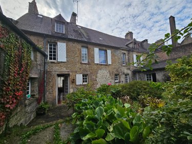 Maison a vendre Valognes 50700 Manche 249 m2 9 pièces 361900 euros