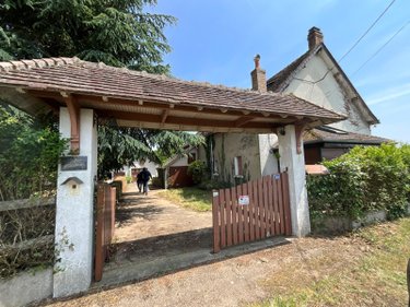 propriete a vendre Neuillé-le-Lierre 37380 Indre-et-Loire 209 m2 11 pièces 322400 euros