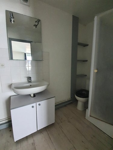Location appartement La-Ferté-Bernard 72400 Sarthe 37 m2 2 pièces 360 euros