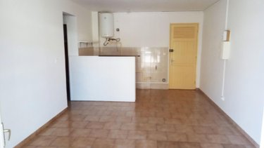 Immeuble a vendre Saint-André 97440 Réunion 1080 m2  1724000 euros