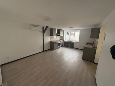 Location maison Meung-sur-Loire 45130 Loiret 99 m2 4 pièces 950 euros