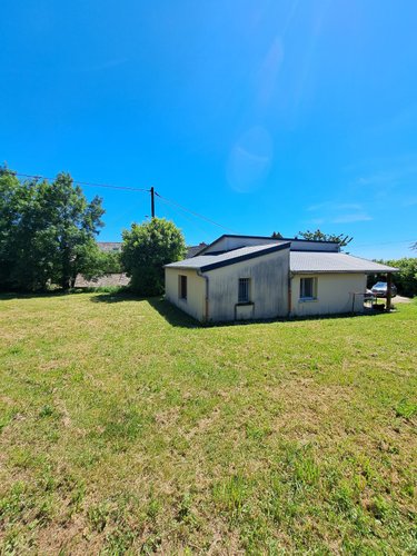 Maison a vendre La Salvetat-Peyralès 12440 Aveyron 101 m2 3 pièces 162750 euros