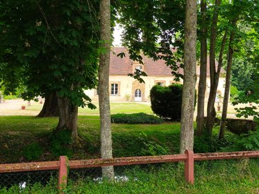 propriete a vendre Charny-Orée-de-Puisaye 89120 Yonne 300 m2 9 pièces 850000 euros