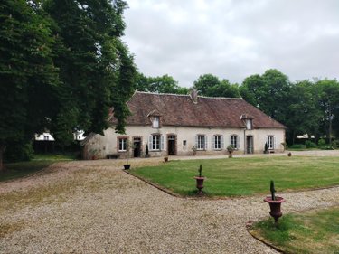 propriete a vendre Charny-Orée-de-Puisaye 89120 Yonne 300 m2 9 pièces 850000 euros
