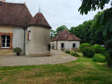 propriete a vendre Charny-Orée-de-Puisaye 89120 Yonne 300 m2 9 pièces 850000 euros