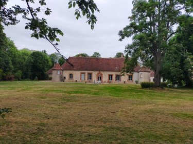 propriete a vendre Charny-Orée-de-Puisaye 89120 Yonne 300 m2 9 pièces 850000 euros