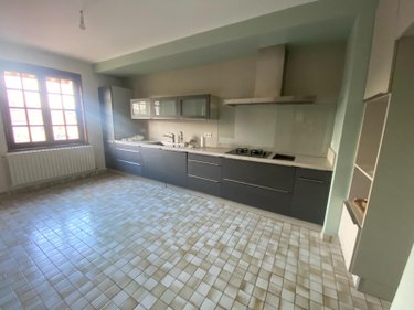 Location maison Cluny 71250 Saône-et-Loire 162 m2 6 pièces 1215 euros