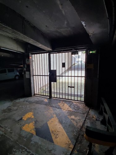 Garage et parking a vendre Rouen 76000 Seine-Maritime  28000 euros