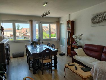 Appartement a vendre La Clayette 71800 Saône-et-Loire 65 m2 3 pièces 98400 euros
