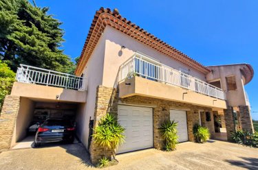 propriete a vendre Le Lavandou 83980 Var 240 m2 8 pièces 3150000 euros