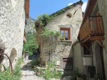Maison a vendre Eygliers 05600 Hautes-Alpes 230 m2  460000 euros