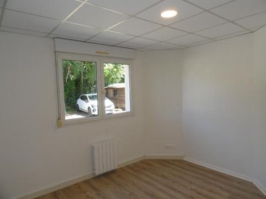 Location appartement Montluel 01120 Ain 80 m2 3 pièces 880 euros