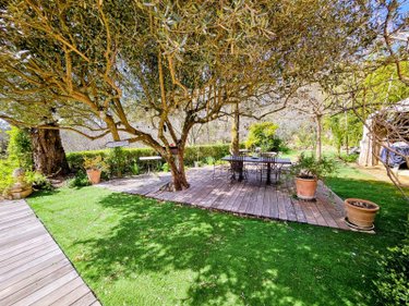 propriete a vendre Entrecasteaux 83570 Var 360 m2 11 pièces 1000000 euros