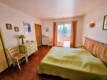 propriete a vendre Entrecasteaux 83570 Var 360 m2 11 pièces 1000000 euros