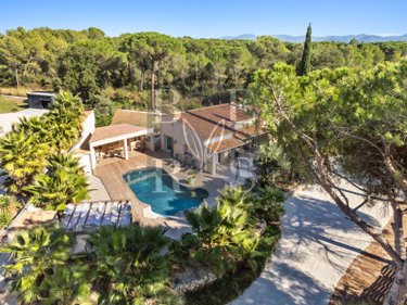 Maison a vendre Le Cannet-des-Maures 83340 Var 200 m2 6 pièces 799000 euros