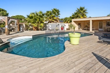 Maison a vendre Le Cannet-des-Maures 83340 Var 200 m2 6 pièces 799000 euros