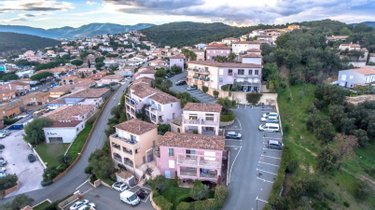 Appartement a vendre Sainte-Maxime 83120 Var 45 m2 3 pièces 200000 euros