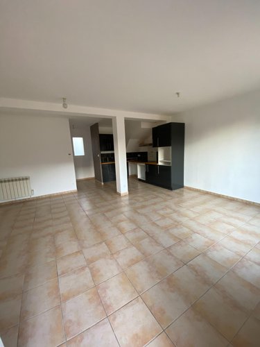Location maison Ézy-sur-Eure 27530 Eure 87 m2 5 pièces 907 euros