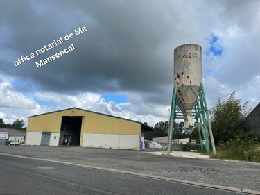 Fonds et murs commerciaux a vendre La Haye-Pesnel 50320 Manche  260000 euros