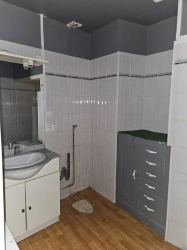 Immeuble a vendre Puiseaux 45390 Loiret 225 m2  126600 euros