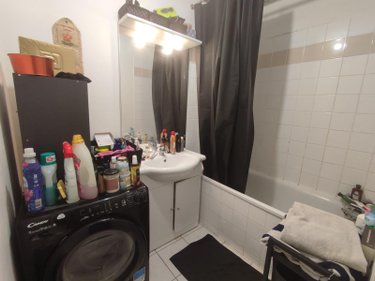 Location appartement Petit-Couronne 76650 Seine-Maritime 59 m2 3 pièces 700 euros