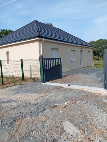 Location maison Routot 27350 Eure 84 m2 4 pièces 1120 euros