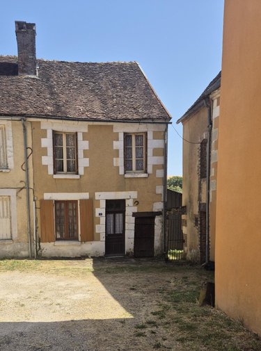 Maison a vendre Treigny-Perreuse-Sainte-Colombe 89520 Yonne 75 m2 3 pièces 34100 euros