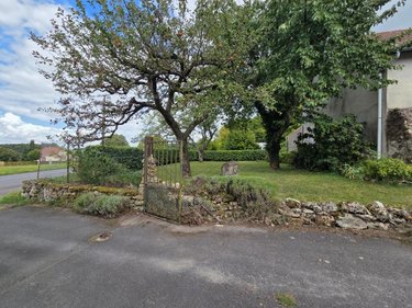Bien agricole a vendre Sermiers 51500 Marne  130000 euros