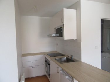 Location appartement Bruz 35170 Ille-et-Vilaine 27 m2 1 pièce 580 euros