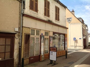 Immeuble a vendre Saint-Gaultier 36800 Indre 112 m2  74200 euros