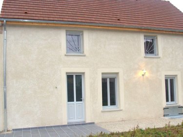Location maison Avallon 89200 Yonne 95 m2 5 pièces 810 euros