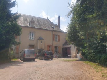 Maison a vendre Aigurande 36140 Indre 226 m2 17 pièces 161000 euros